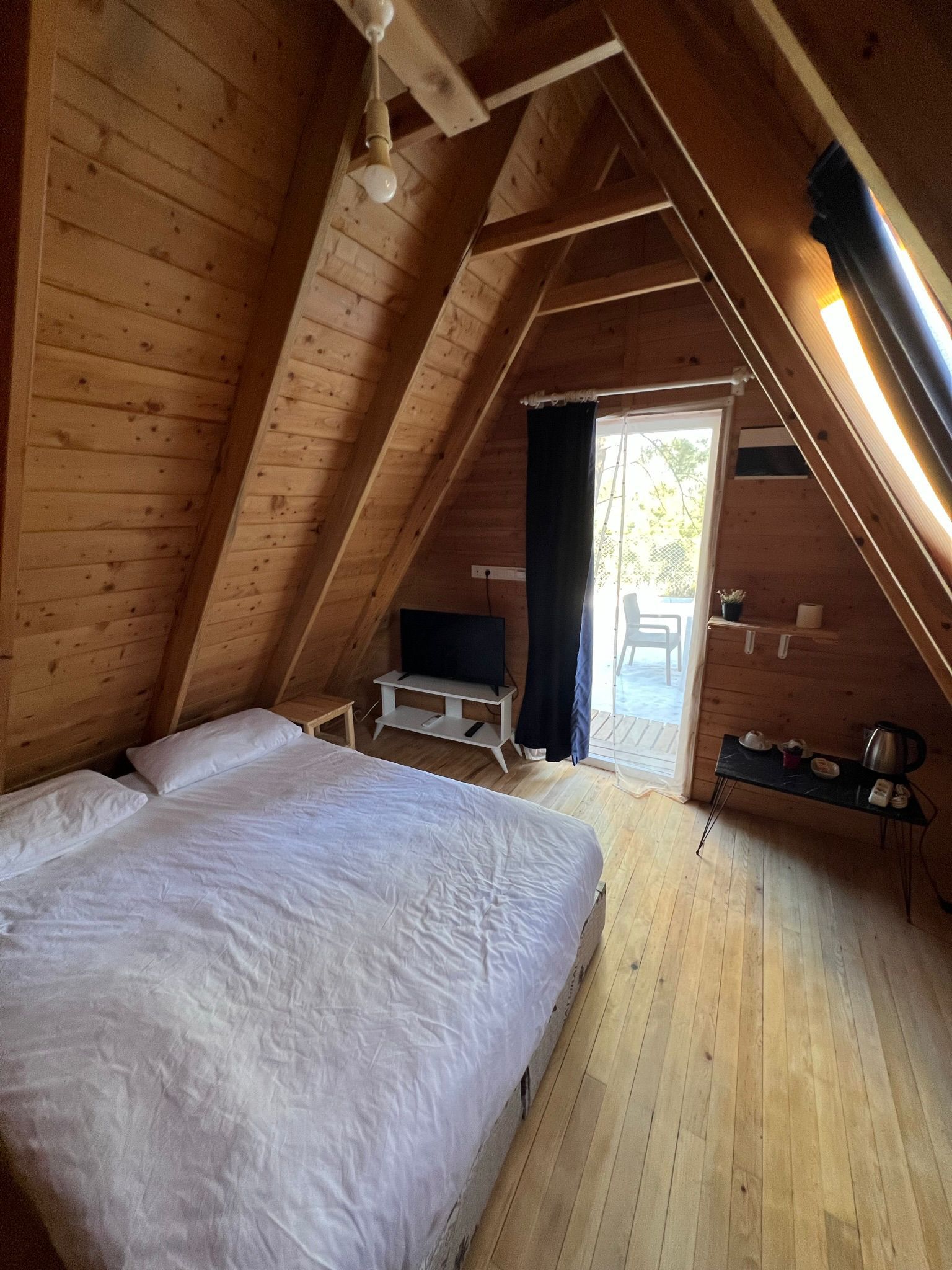 The Hill Glamping AFRAME STANDART ODA